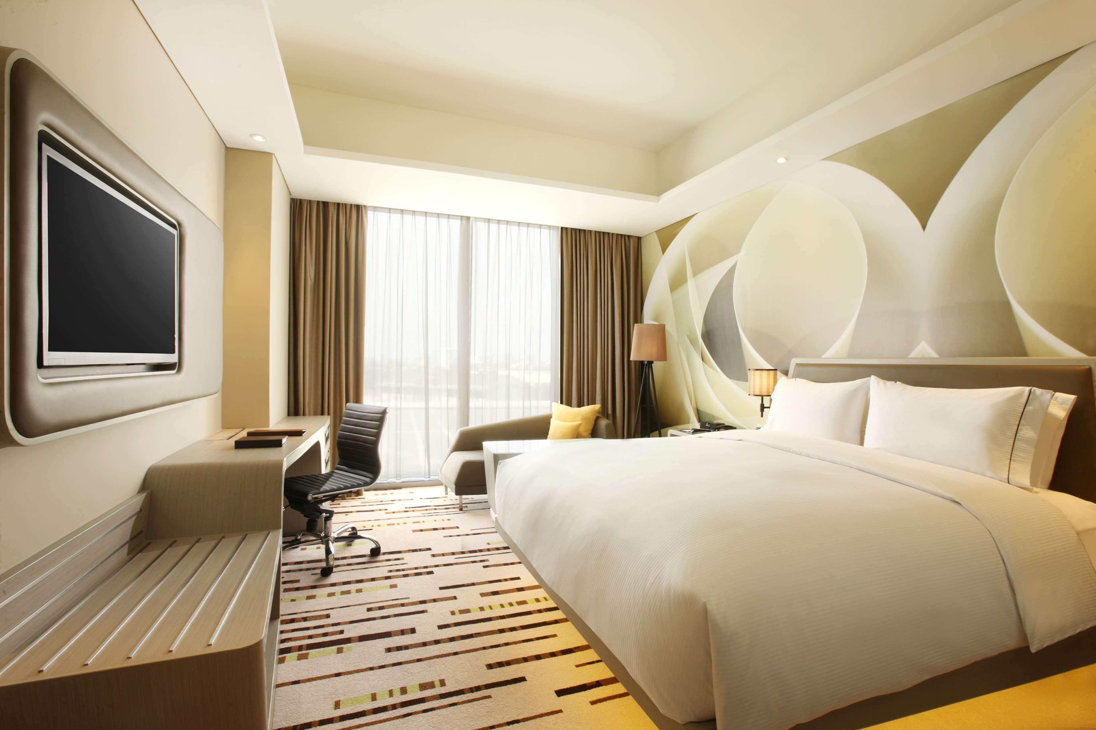 Doubletree By Hilton Jakarta - Diponegoro Ngoại thất bức ảnh Deluxe Room