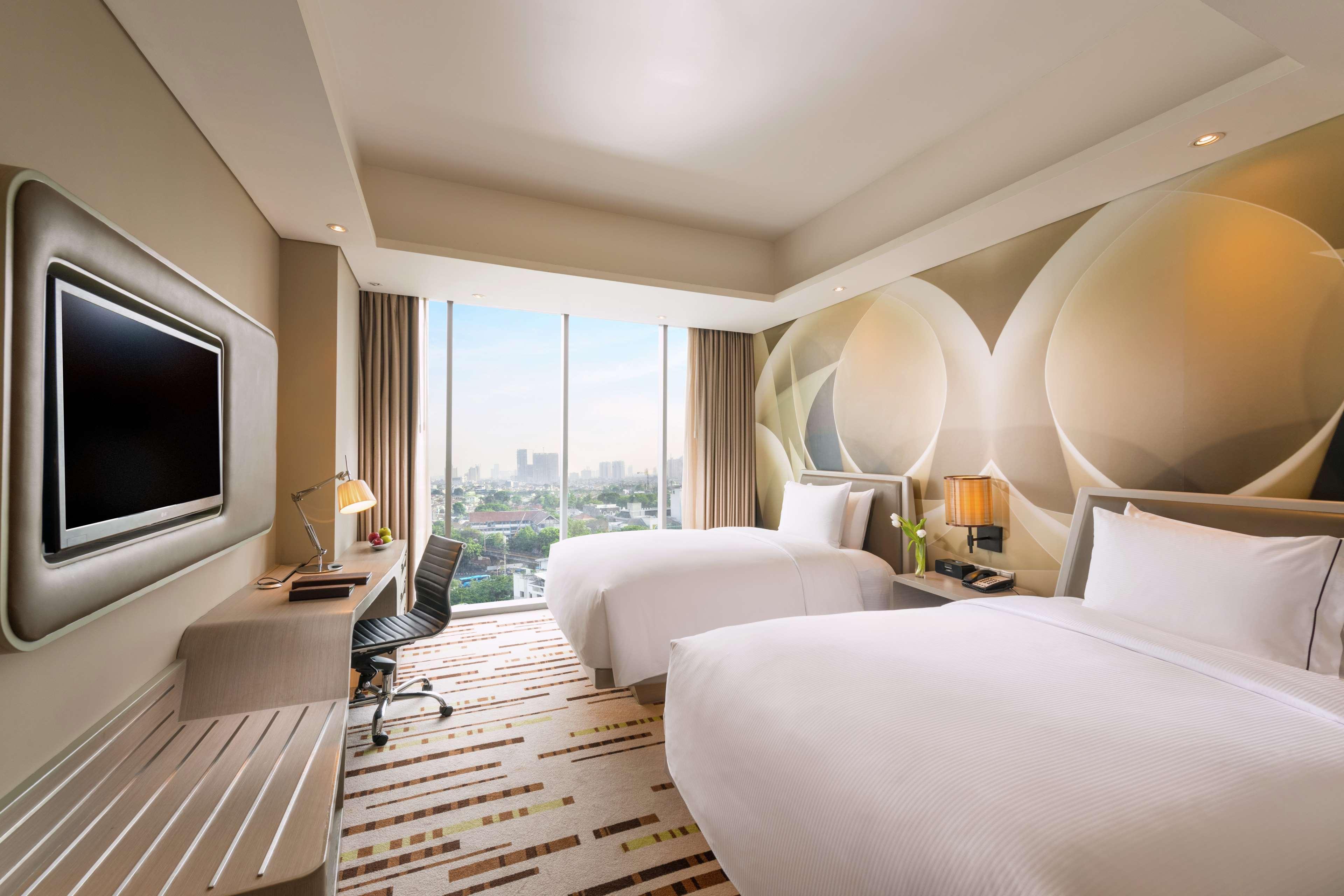 Doubletree By Hilton Jakarta - Diponegoro Ngoại thất bức ảnh Deluxe Room