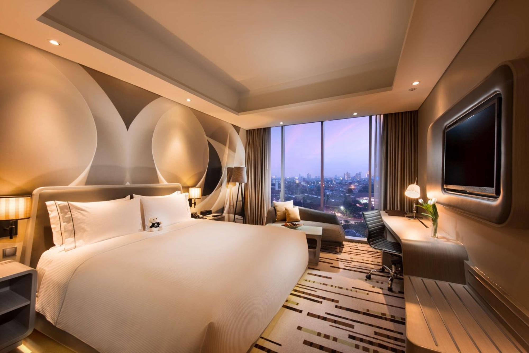 Doubletree By Hilton Jakarta - Diponegoro Hotel Ngoại thất bức ảnh