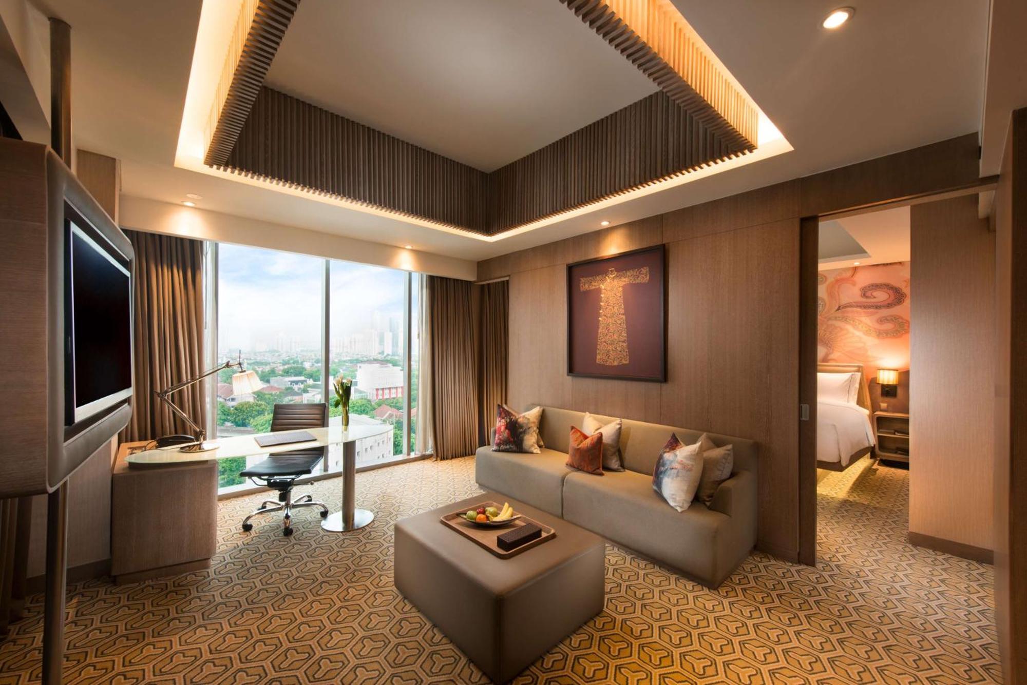 Doubletree By Hilton Jakarta - Diponegoro Ngoại thất bức ảnh Suite